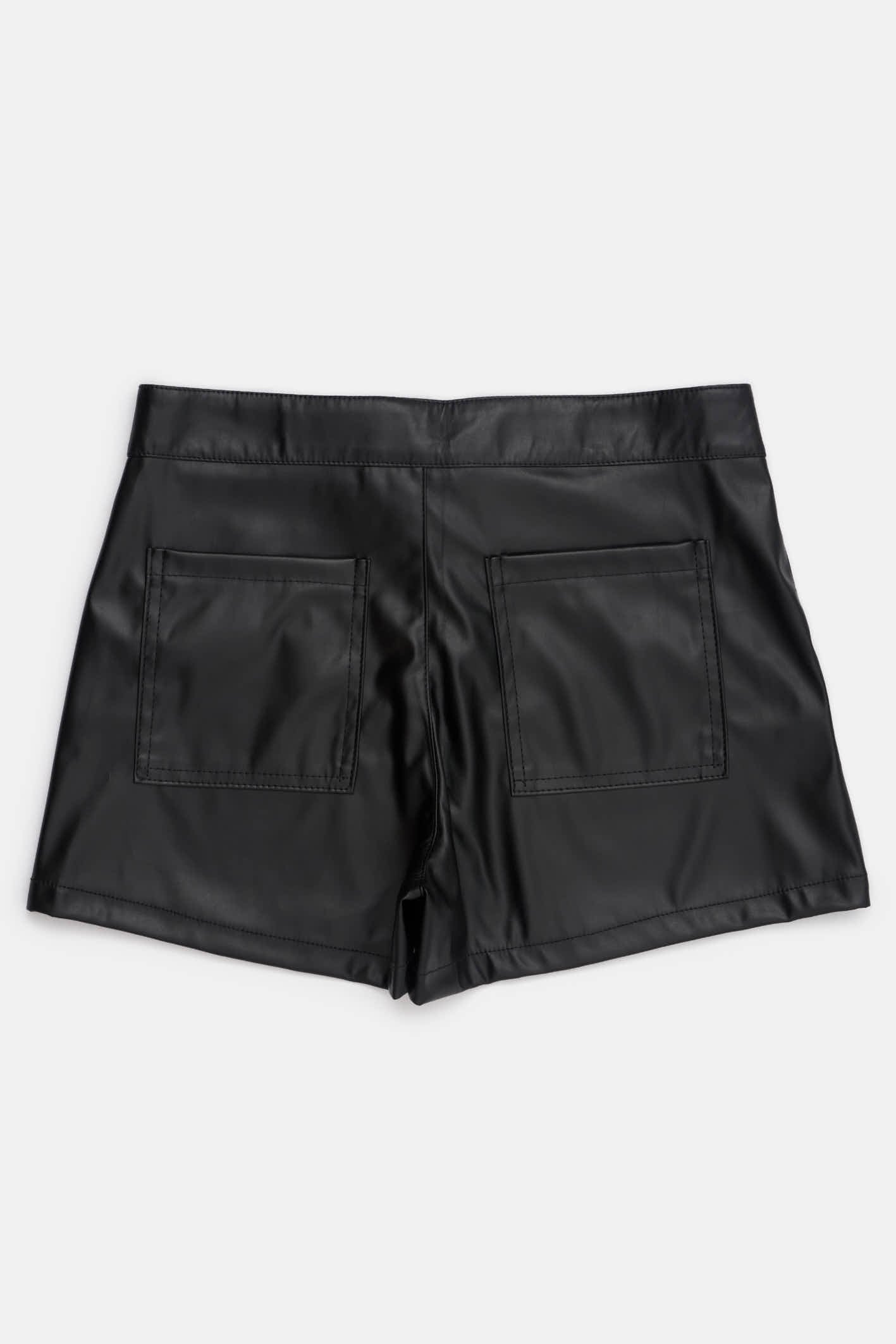 Short Ava negro de Como Quieres